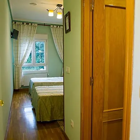 Hotel 14 Pravia