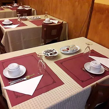 14 Hotel 2*