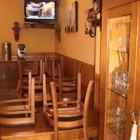 Hotel 14 Pravia