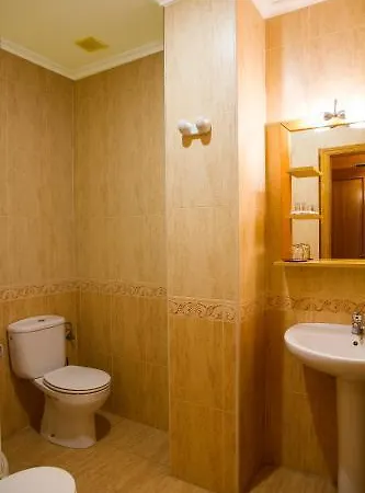 14 Hotel Pravia